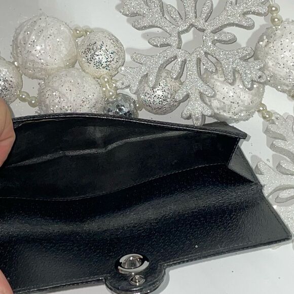 AUTHENTIC GUCCI GG LOGO CANVAS LEATHER TRIM LONG WALLET - Picture 11 of 15